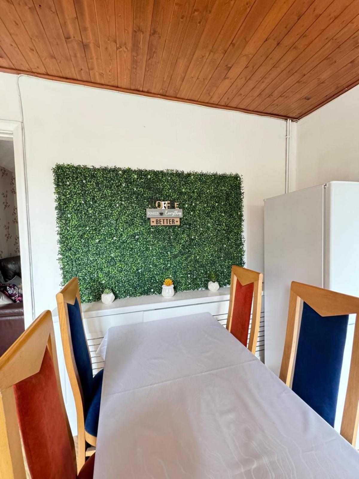 Cozy Near Luton Station, Mall And Luton Airport 10 Min * Luton (Bedfordshire)