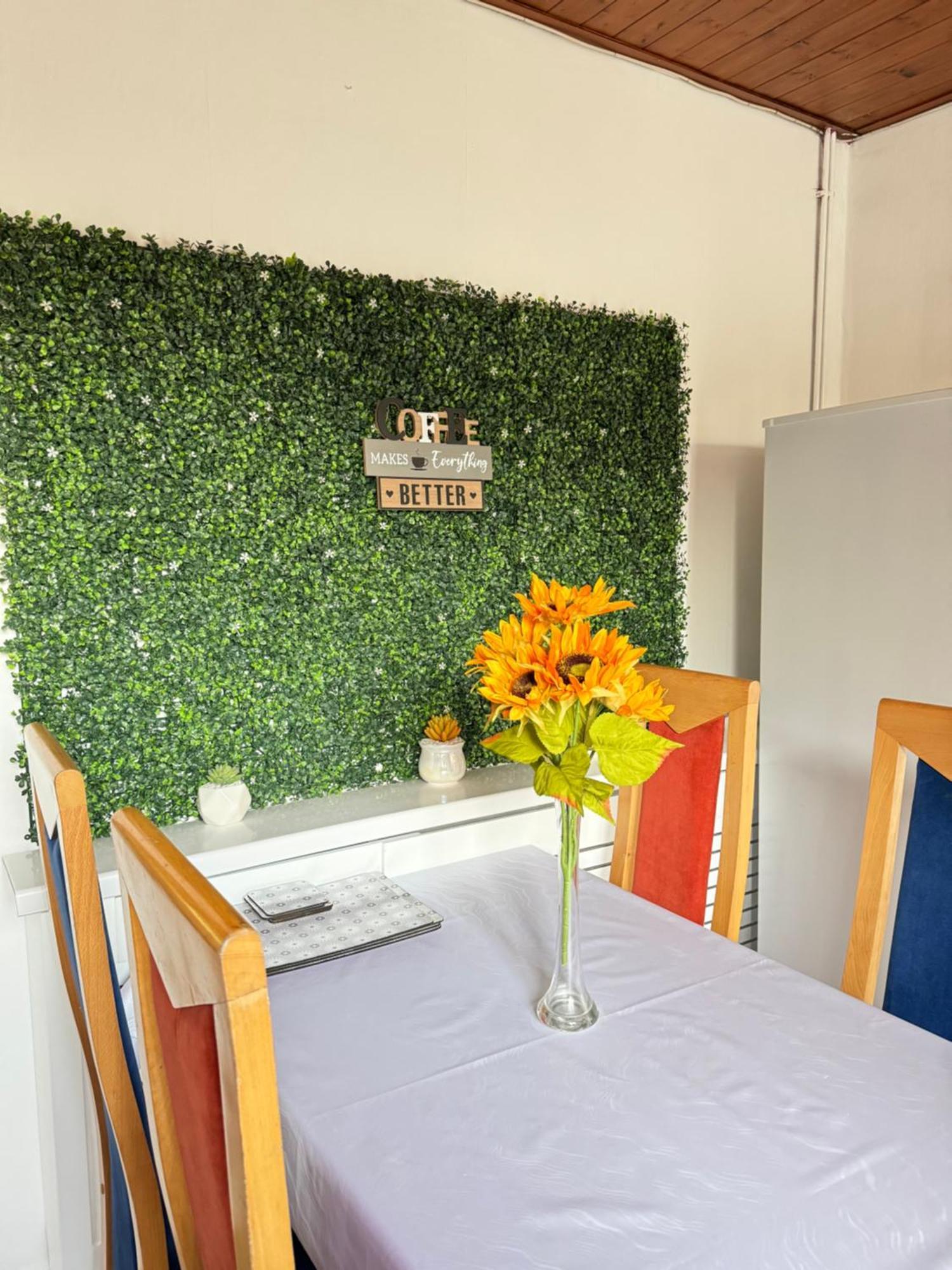 Cozy Near Luton Station, Mall And Luton Airport 10 Min Hébergement de vacances